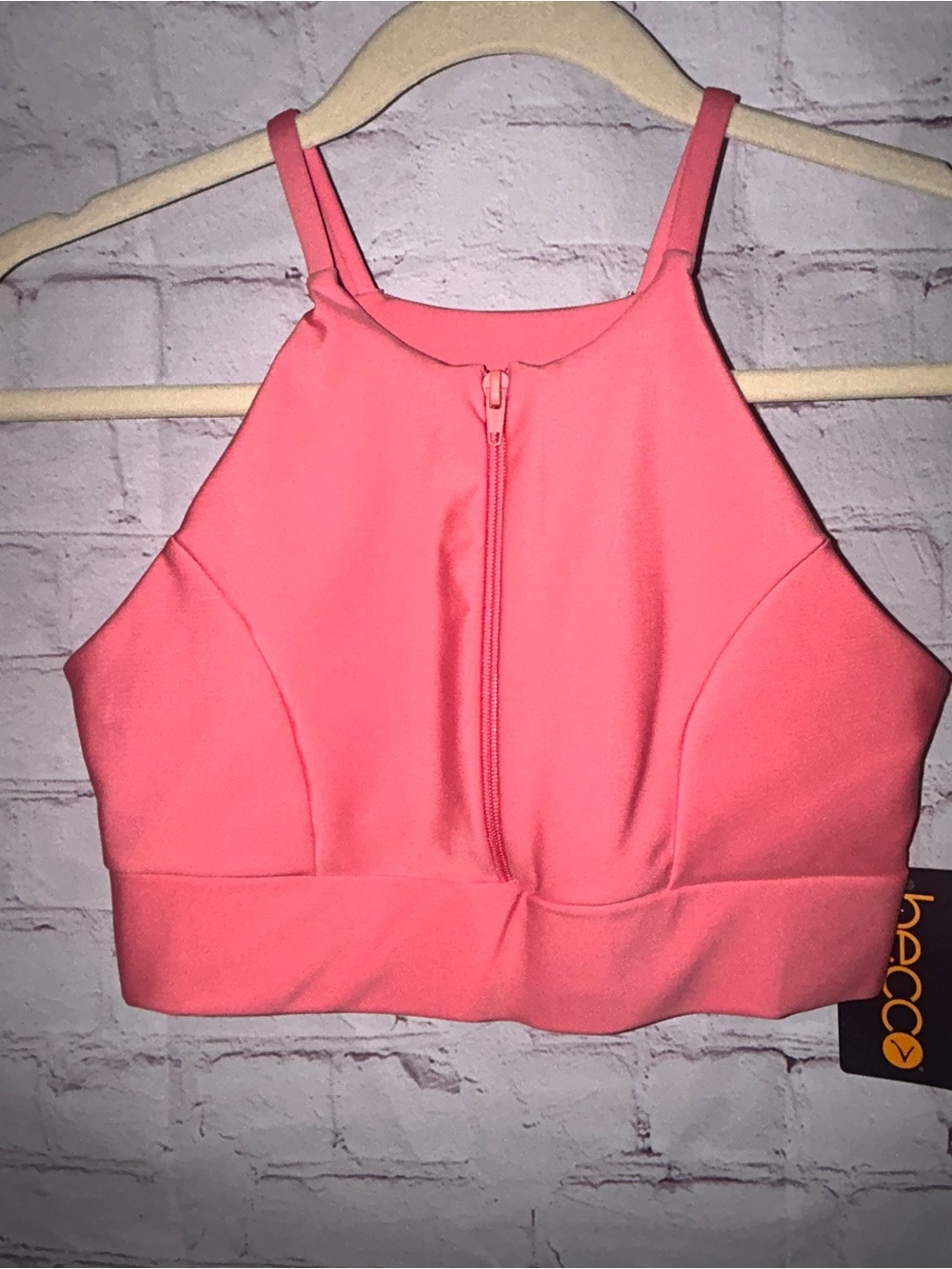 Becco zip‎ front sports bra size S NWT